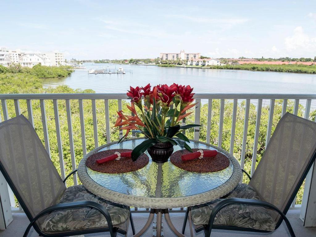 Gulf Retreat 2: Magnificent Water Views, Steps To Beach, None Cleaner, None Nicer! Clearwater Beach Zewnętrze zdjęcie