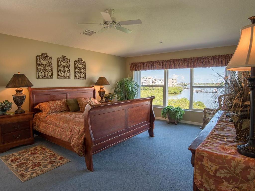 Gulf Retreat 2: Magnificent Water Views, Steps To Beach, None Cleaner, None Nicer! Clearwater Beach Zewnętrze zdjęcie